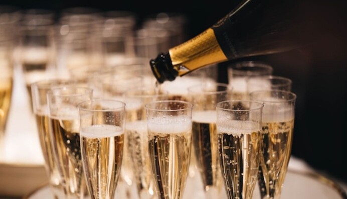 Як не перепити на Новий рік: лікарі дали поради щодо вживання спиртних напоїв