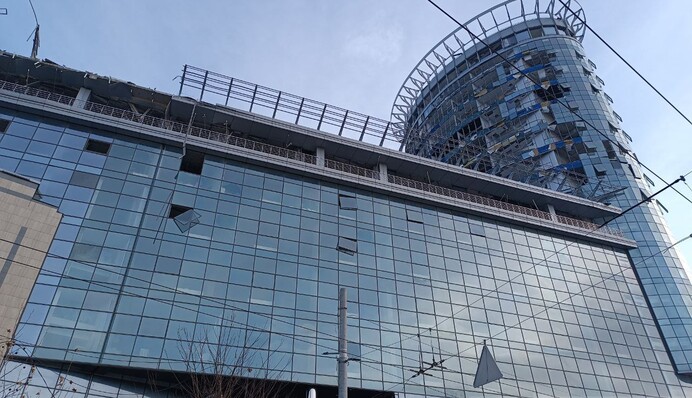 Метро "Лук'янівська" теж дісталось: фото ранкових руйнувань в Києві