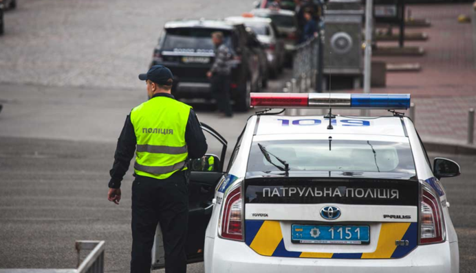 Водитель отказался показать документы полиции: где здесь 