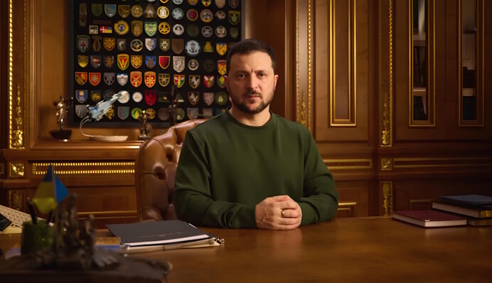 Зеленський привітав українців з 2024 роком: відео