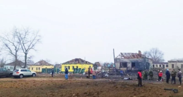 Росіяни "загубили" одну з ракет у Воронезькій області під час обстрілу України: відео із зруйнованого села