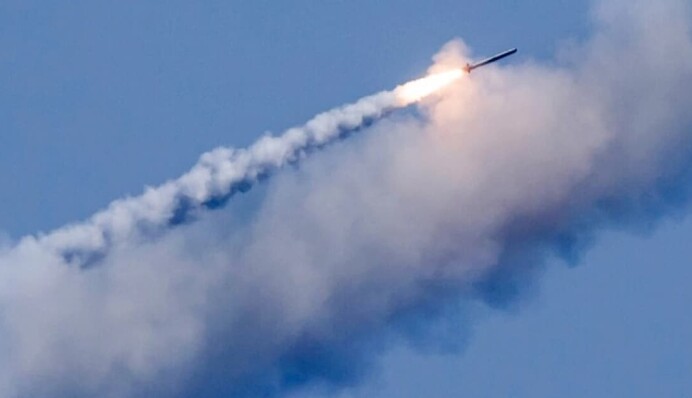 Россия дважды ударила ракетами по Харькову: первые подробности