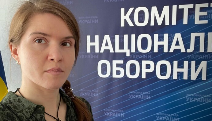 Безуглу зібрались звільнити з оборонного комітету: перші подробиці