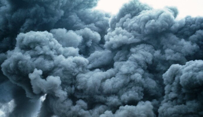 В Крыму ракетами ударили по военному аэродрому: все подробности