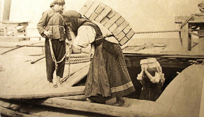 Не кино и прогулки с зонтиками: в сети вспомнили темную сторону жизни в Киеве в конце XIX века, фото