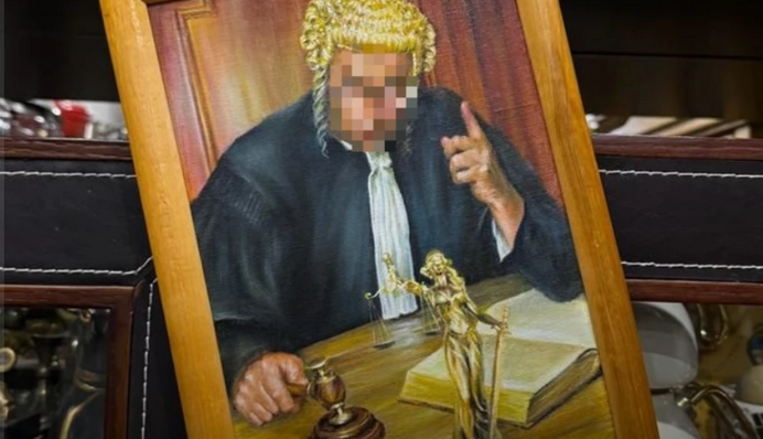 Судді шукали 