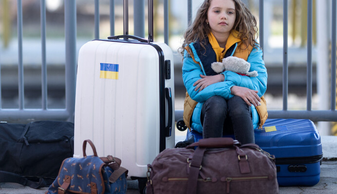 Що треба для виїзду дитини за кордон: список документів і вимоги до супроводжуючих