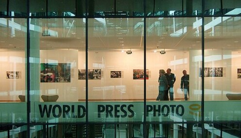 Престижный международный фотоконкурс оконфузился из-за приглашения в жюри россиянки