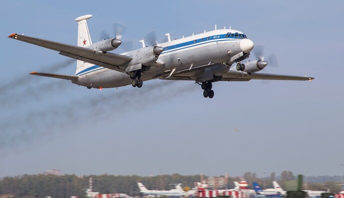 Редкие "птички": что известно о подбитых над Азовским морем самолетах А-50 и Ил-22