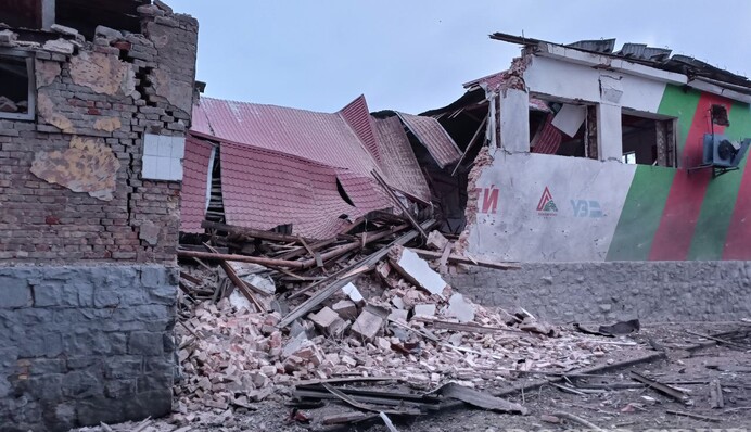 Руйнування і допомога пораненим: фоторепортаж з місця "прильотів" в Солом'янському районі Києва