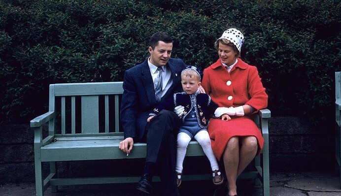 Руїни собору, базари та дівчата: вражаючі фото Києві в кінці 1950-х, зроблені американським туристом