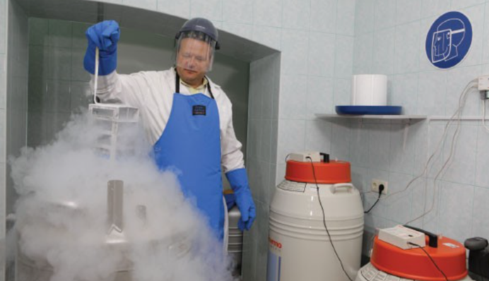 Скандал з правом на материнство вдів військових: чому обурилися українці та як відреагували в МОЗ