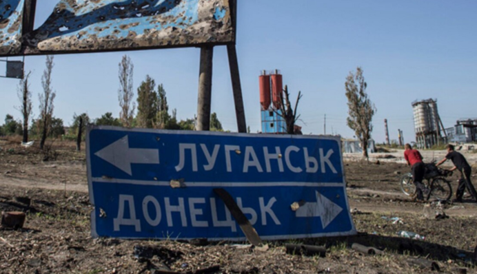 Generators for electricity, heat is turned on only for propagandists' videos: how the occupied cities of Donetsk and Luhansk Regions live