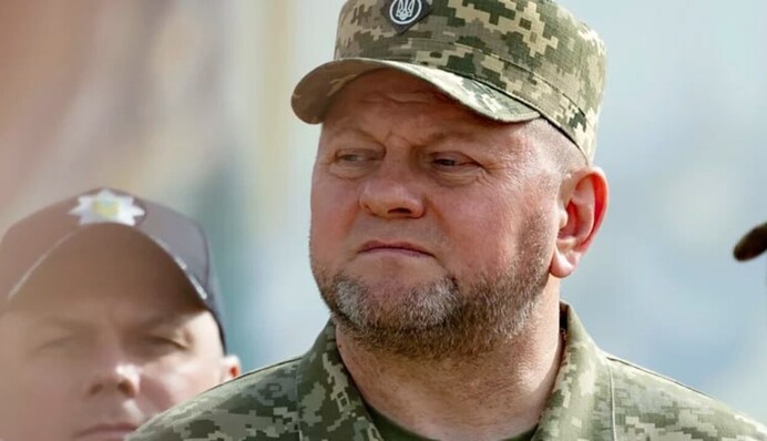 Залужный выступил с программной статьей для CNN: новая стратегия и план на 2024 год