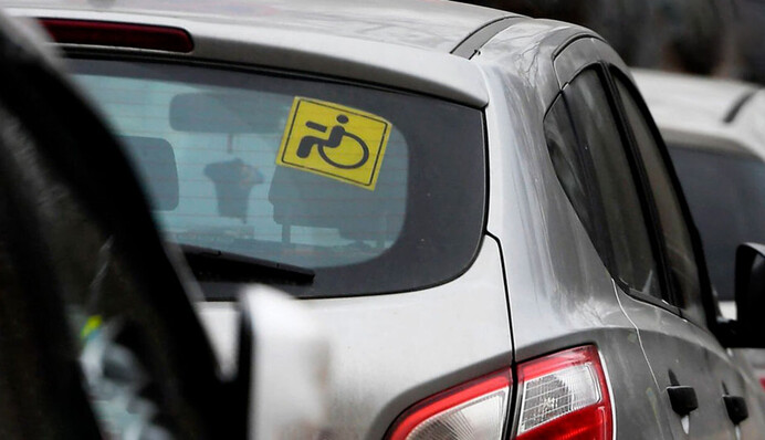 Еще одна категория украинцев может получить права на спецавто