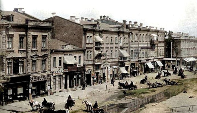 Струмок посеред вулиці: як виглядав столичний Хрещатик в кінці ХІХ століття, архівні фото