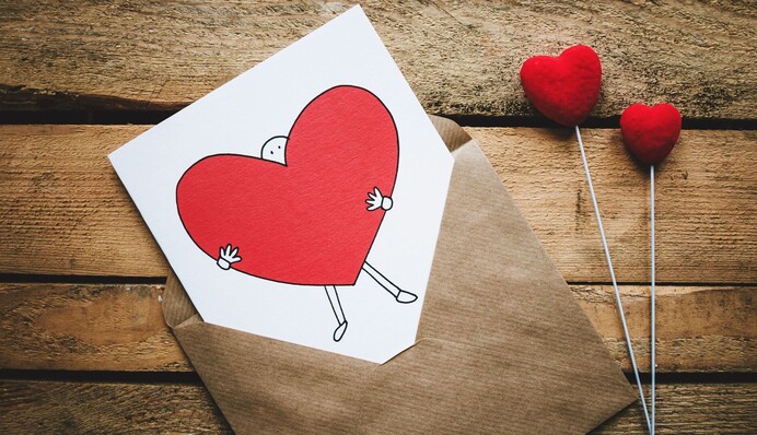 Тельців захопить вир романтики, у Левів – день, повний пристрасті: що чекає знаки Зодіаку у День святого Валентина