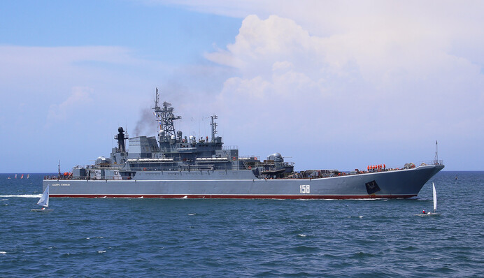 "Цезар Куніков" отримав валентинку від Буданова: в ГУР підтвердили удар по російському кораблю