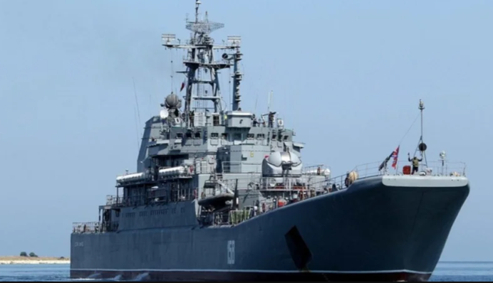 Таких кораблей в России очень мало: в ВМС Украины оценили затопление 