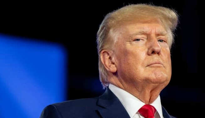 Перевзувається у повітрі: Трамп зробив нову заяву щодо України