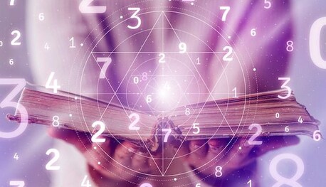 Дзеркальна дата 24.02.2024: що кажуть нумерологи про цей день