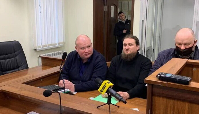 Вписався колишній 