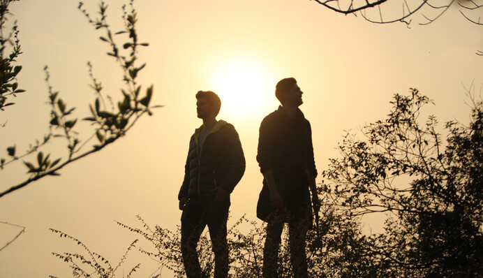 Сколько мужчин не работают, не служат и не платят налоги: инфографика