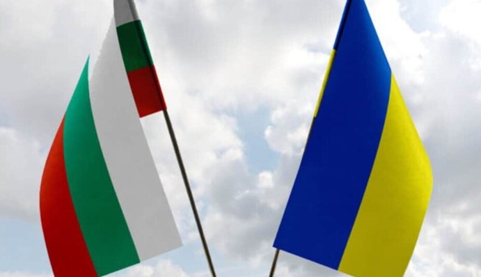 Болгария задержала передачу Украине 100 бронетранспортеров: названа причина