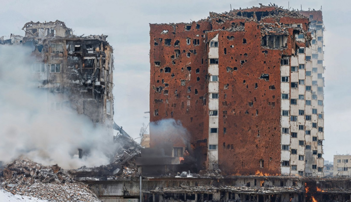 Война может дойти до ЕС: эстонцев шокировали билборды с изображениями Таллина в руинах