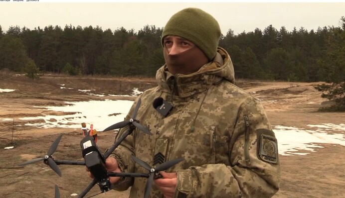 Впервые за два года: украинский FPV-дрон сбил российский беспилотник: видео