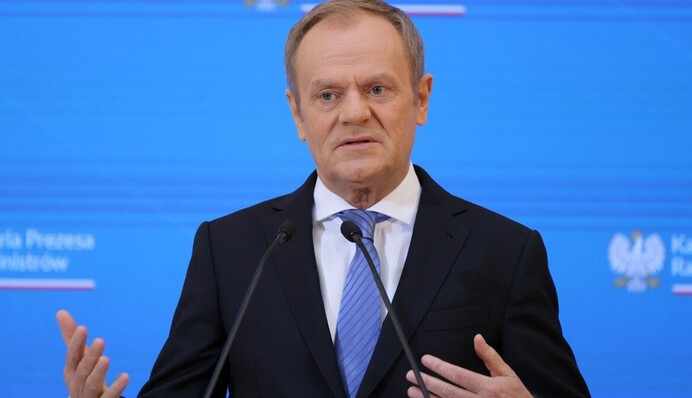 Проблема исчезнет уже сегодня: Туск анонсировал разблокировку военных и гуманитарных грузов на границе