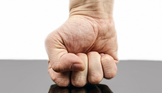 Держитесь от них подальше: топ-5 самых опасных знаков Зодиака в 2024 году