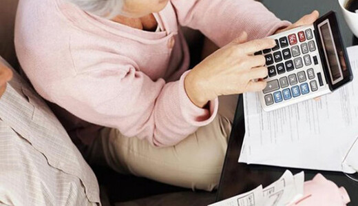 Частині пенсіонерів підвищать виплати з 1 березня: хто і які доплати отримає