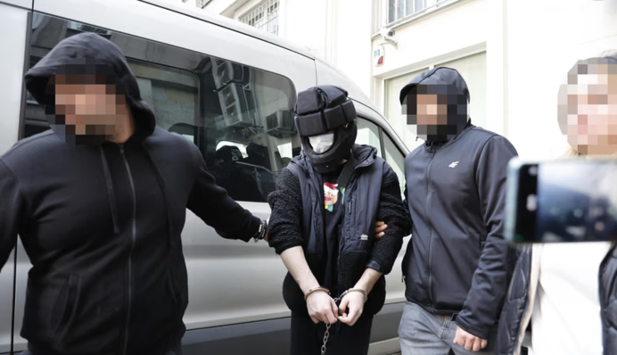 На очах у перехожих: у центрі Варшави до напівсмерті зґвалтували сироту з Білорусі