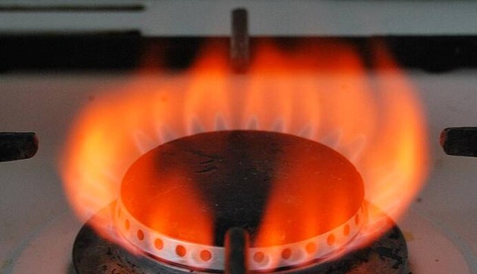 Скільки коштуватиме газ для населення з 1 березня: постачальники назвали тарифи