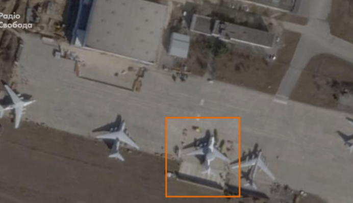 В 130 км от фронта: появились спутниковые снимки еще одного самолета А-50