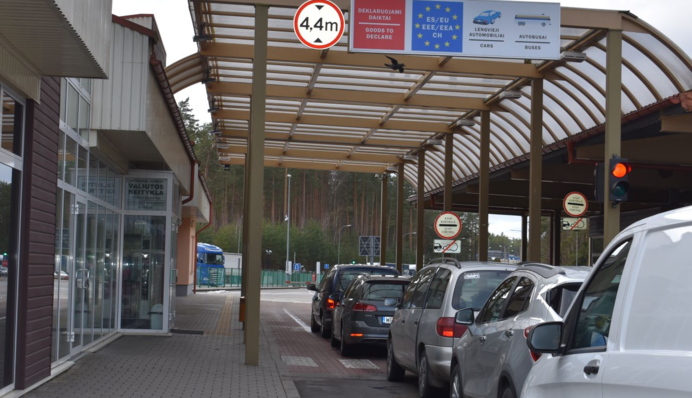 Країна НАТО визначилась з датою конфіскації авто з номерами Росії