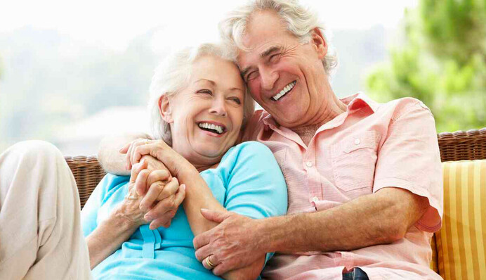 Швейцарцы будут получать 13-ю пенсию: не хватает на жизнь