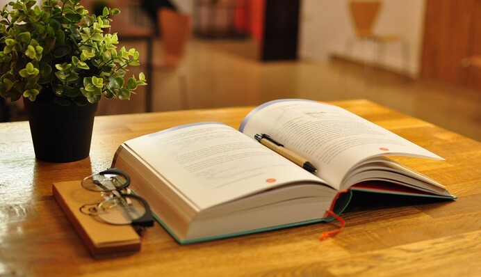 Как перевести на украинский слово 