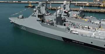 У підводному флоті РФ поповнення: ЗСУ потопили корабель "Сергій Котов", фото і відео