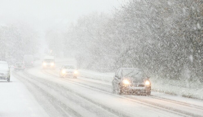 Засыплет снегом и зальет дождями: в Украину идет затяжная непогода, карты