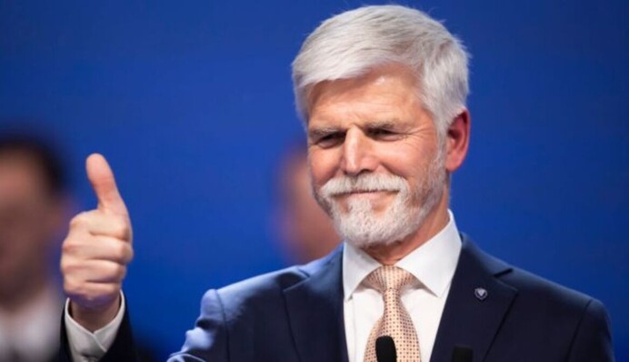 Президент Чехії назвав терміни постачання в Україну 800 тисяч снарядів