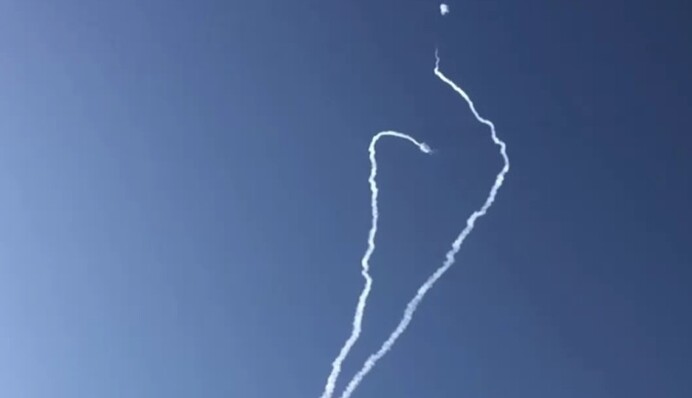 Все идет по плану: в Санкт-Петербурге мощный пожар, в нескольких областях РФ раздаются взрывы, фото и видео