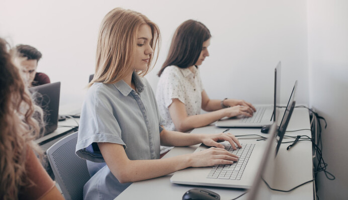 Где за границей можно сдать НМТ-2024: полный перечень городов