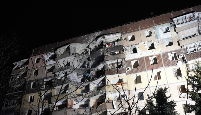 Серед поранених – двоє немовлят: що відомо про жертв ракетного удару в Кривому Розі, фото