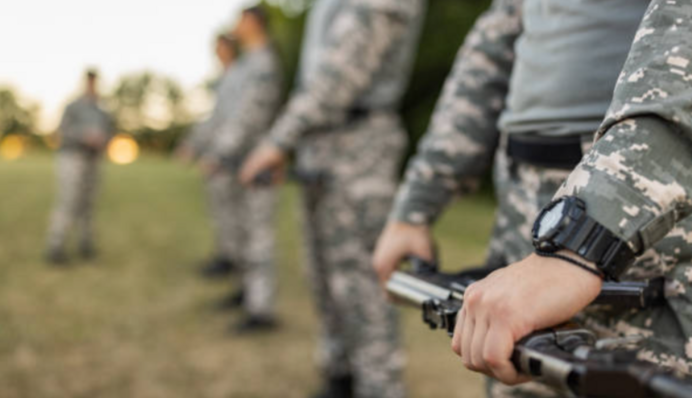 На фронті чекають на заміну: в Міноборони назвали, скільки планують мобілізувати за новим законом