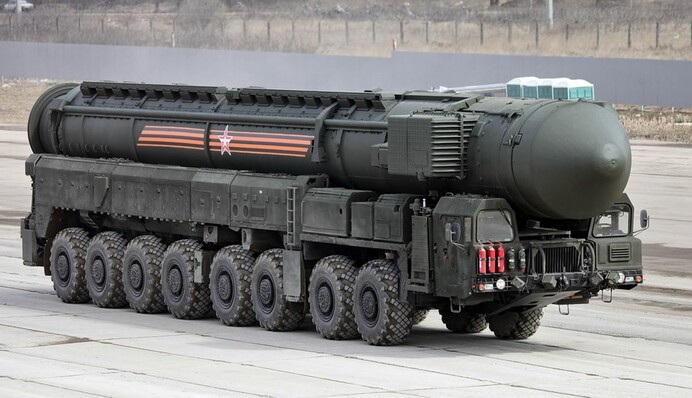 На Заході підтвердили розміщення ядерної зброї РФ у Білорусі: карта з радіусом удару