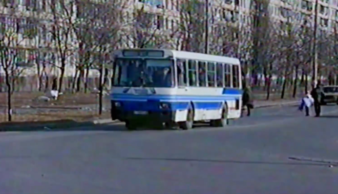 Полки магазинов прогибались от продуктов: в сети вспомнили архивное видео 1997 года из Киева