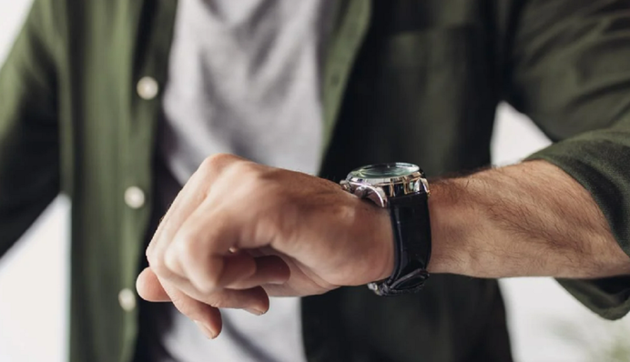 Чому дарувати годинник - погана прикмета,  пояснюємо популярний забобон