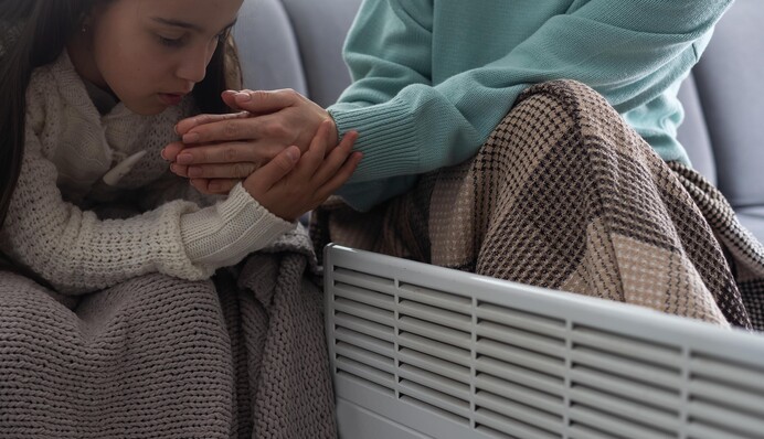 В Украине отопление отключат раньше обычного, греться осталось недолго